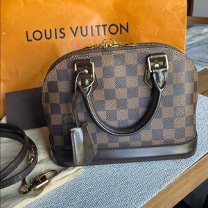 Louis Vuitton alma BB